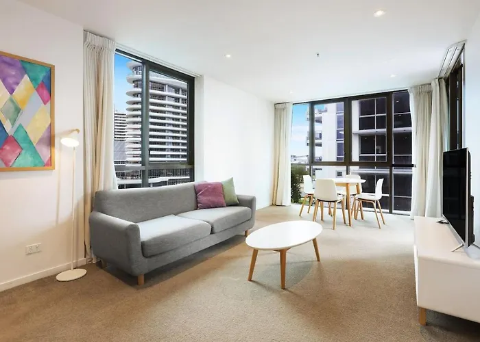 Broadbeach Apartment Central, Wifi Secure Park