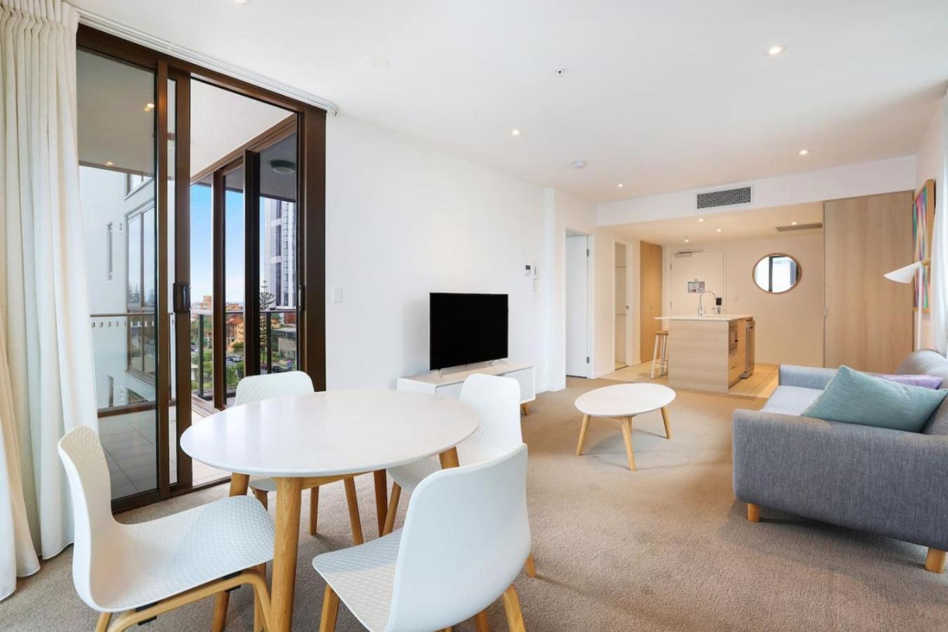 Broadbeach Central, Wifi Secure Park Holiday home Gold Coast